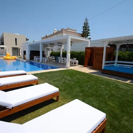 Point Residences Villa *